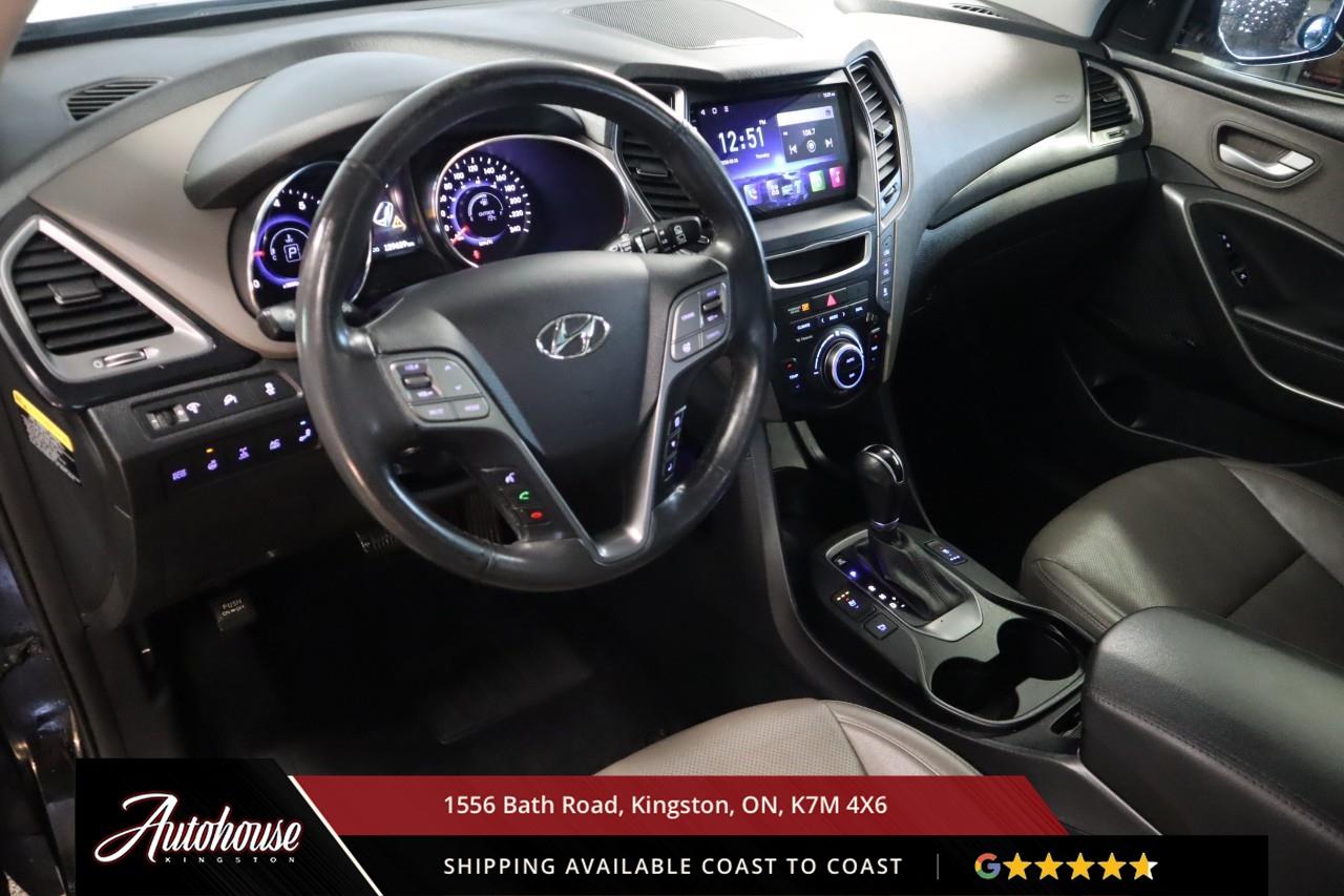 2016 Hyundai Santa Fe XL Limited 3RD ROW SEATING - PANORAMIC MOON ROOF Photo