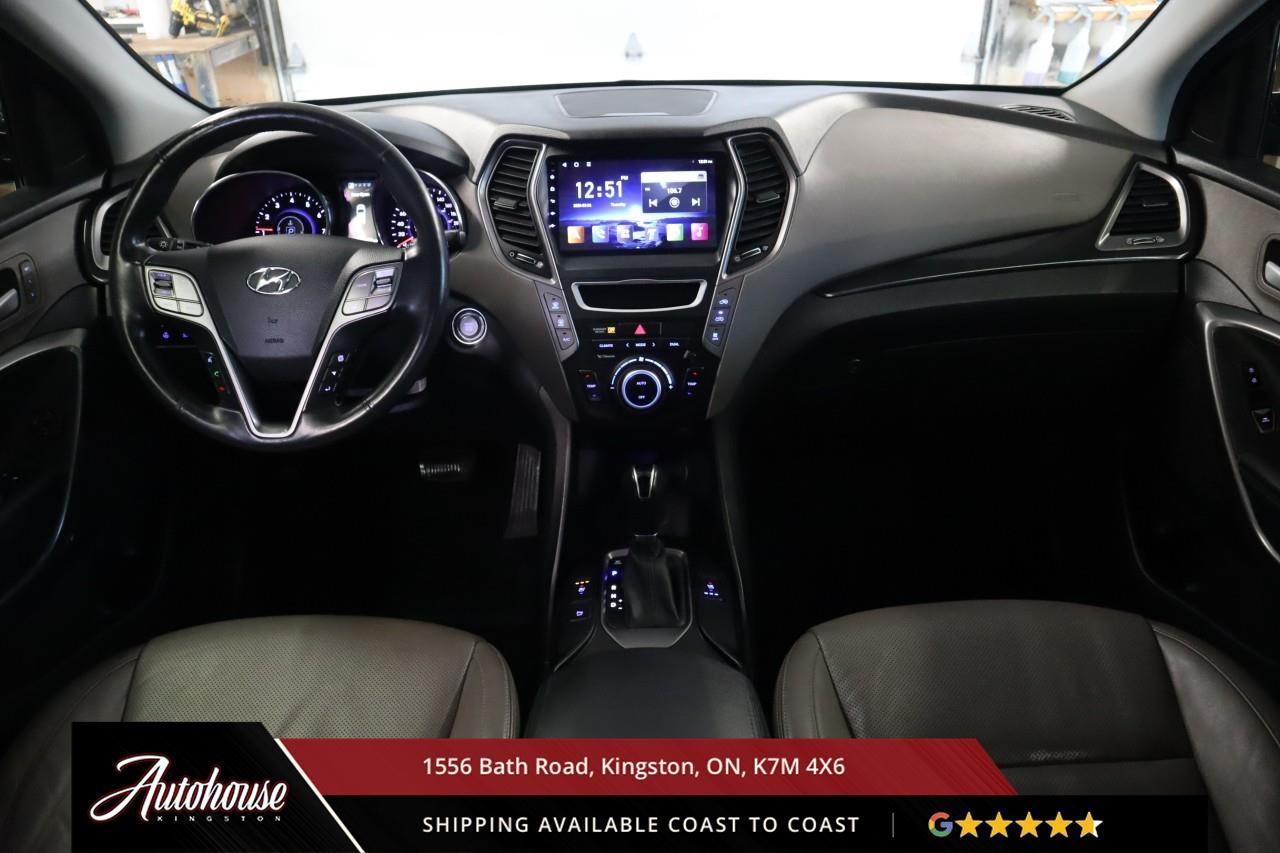 2016 Hyundai Santa Fe XL Limited 3RD ROW SEATING - PANORAMIC MOON ROOF Photo