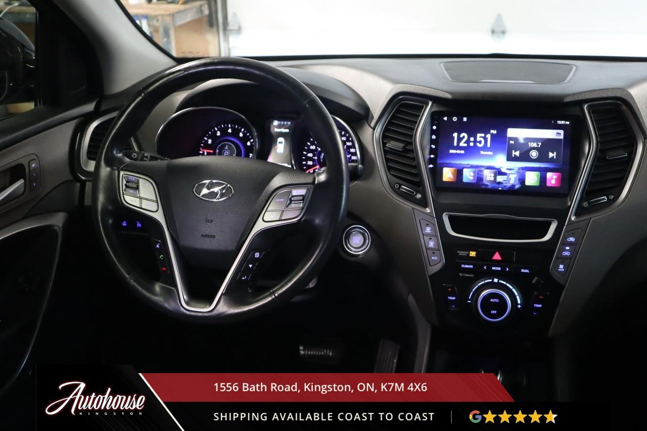 2016 Hyundai Santa Fe XL Limited 3RD ROW SEATING - PANORAMIC MOON ROOF Photo