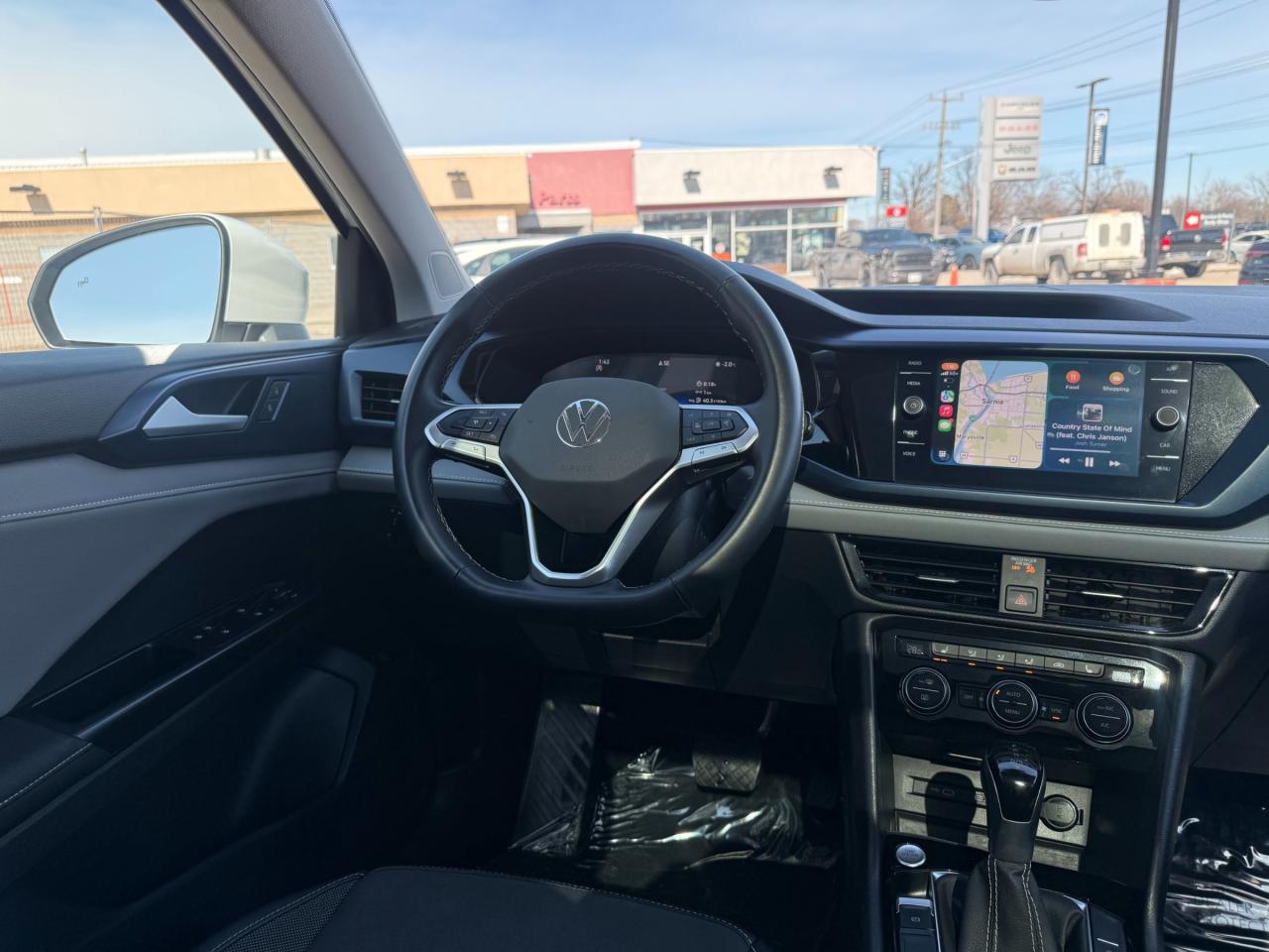 2024 Volkswagen Taos Comfortline Wireless Apple CarPlay/Android Auto Photo