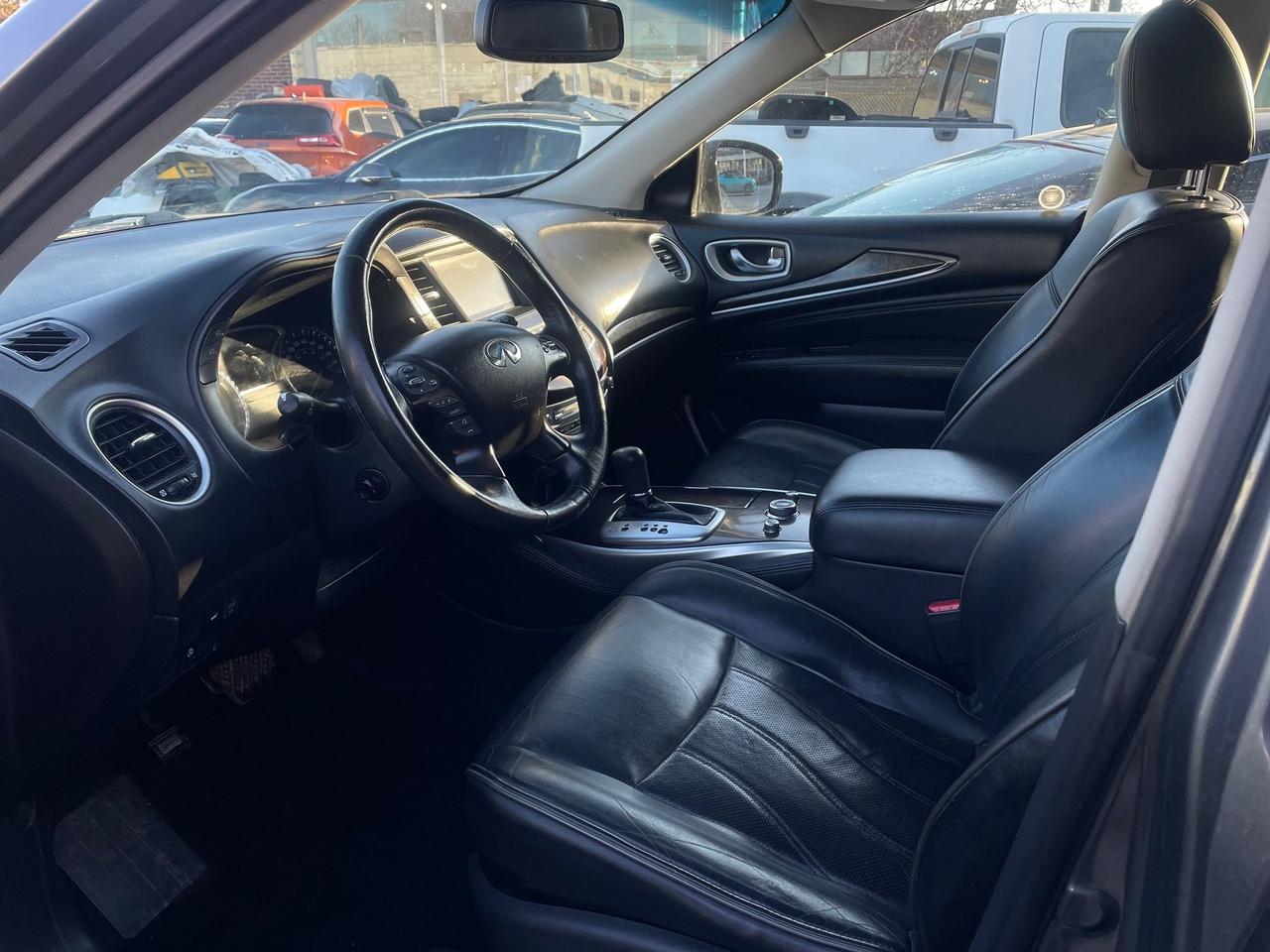 2015 Infiniti QX60 AWD *HEATED LEATHER SEATS & STEERING, BACKUP CAM* Photo