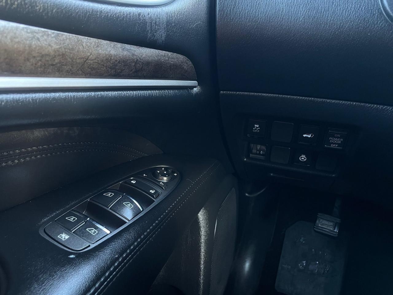 2015 Infiniti QX60 AWD *HEATED LEATHER SEATS & STEERING, BACKUP CAM* Photo