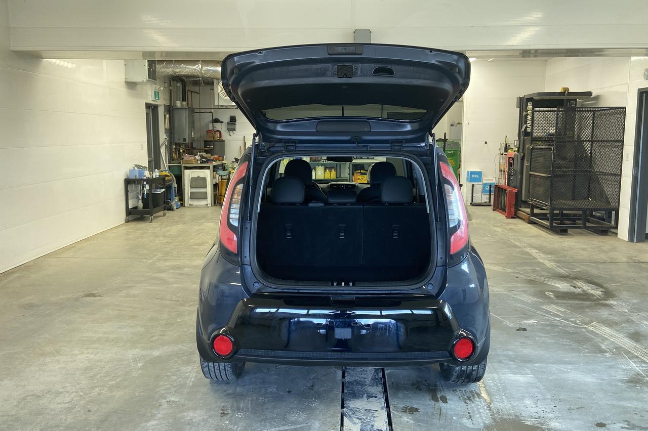 2015 Kia Soul SX Photo3