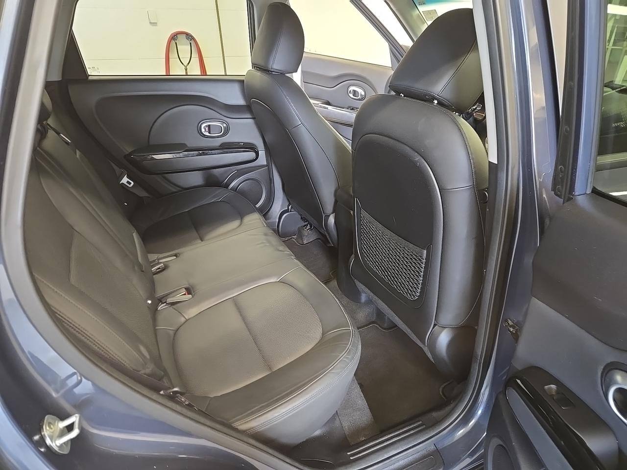 2015 Kia Soul SX Photo