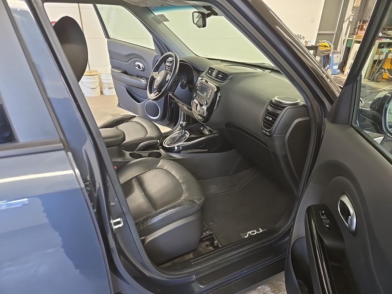 2015 Kia Soul SX Photo