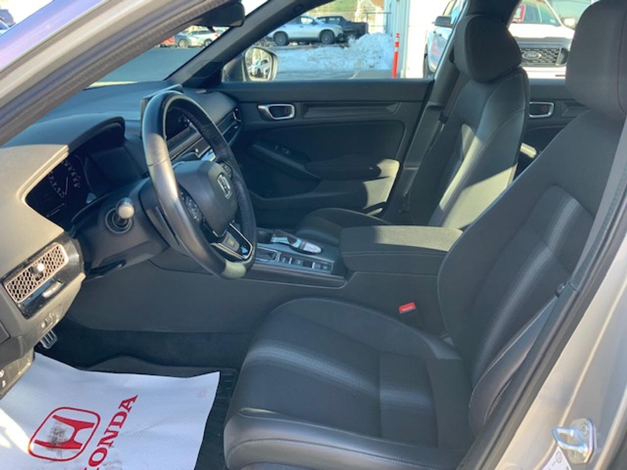 2024 Honda Civic Sport Photo