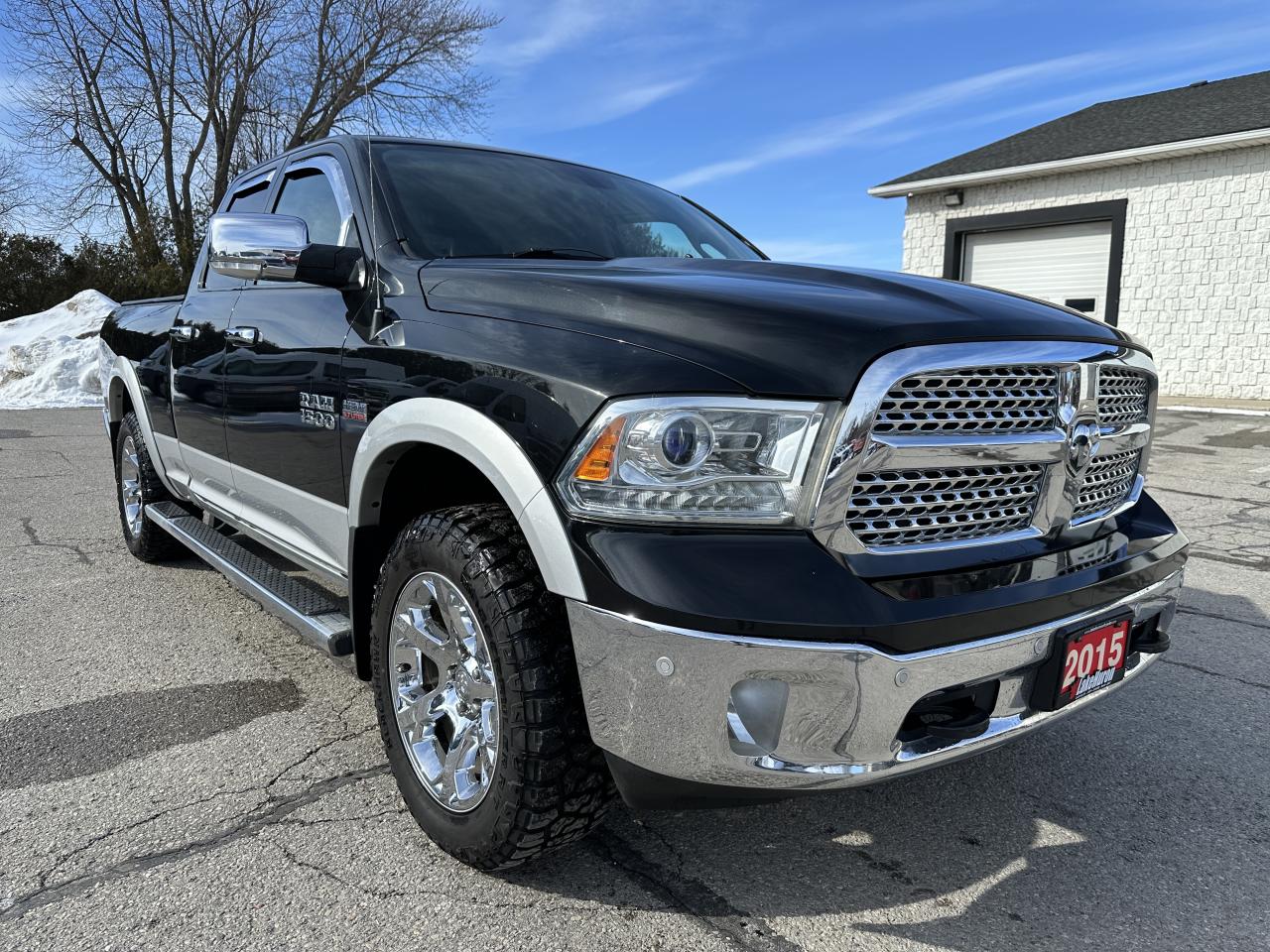 2015 RAM 1500 Laramie Photo0