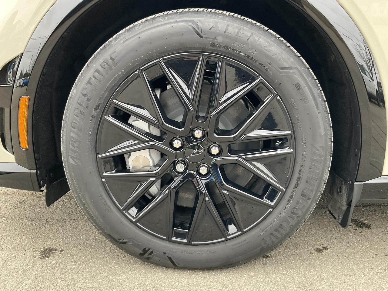 2026 Ford Mustang Mach-E Premium Photo3