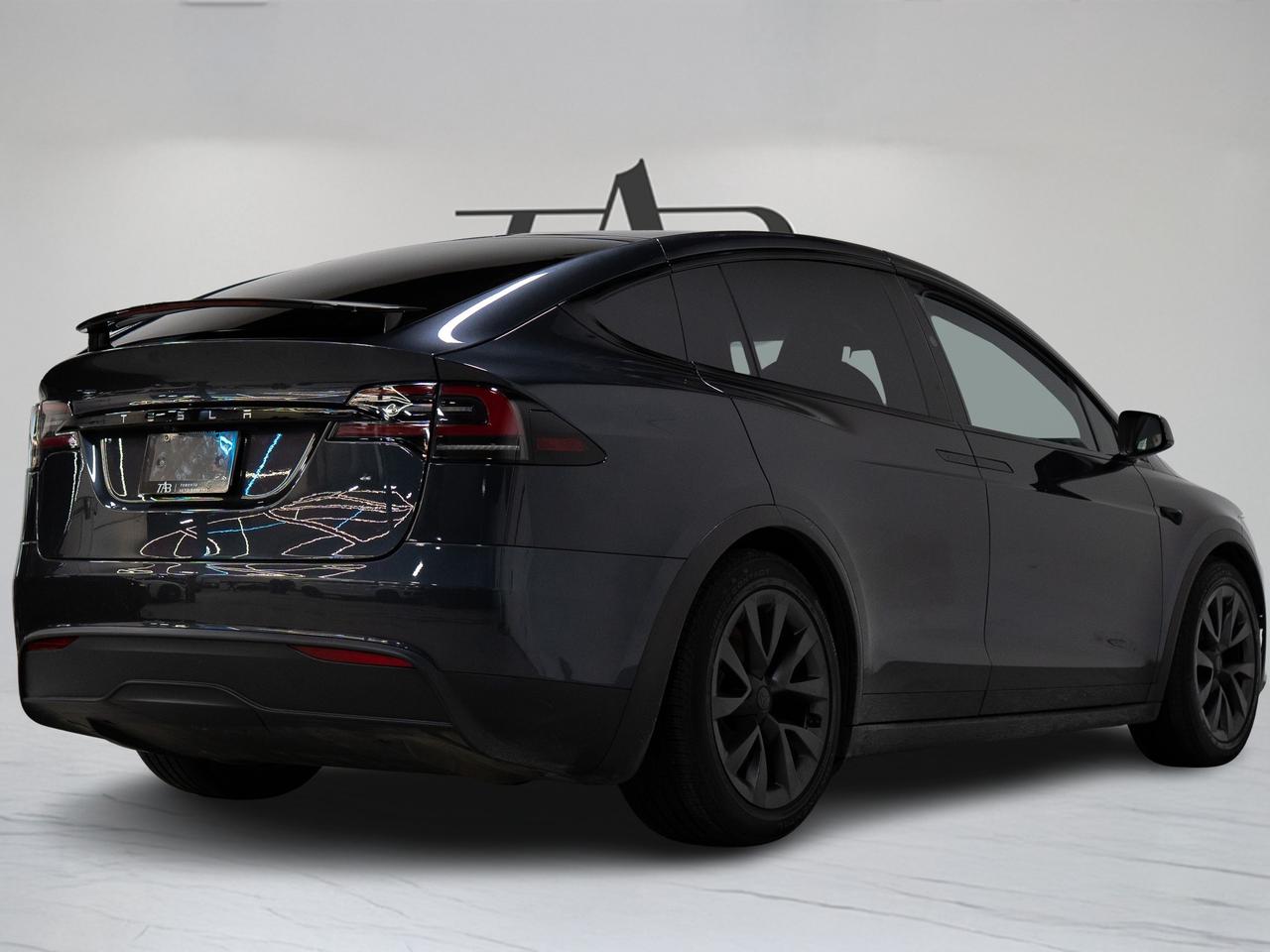 2025 Tesla Model X 6 PASS | YOKE STEERING | 22 IN Photo3