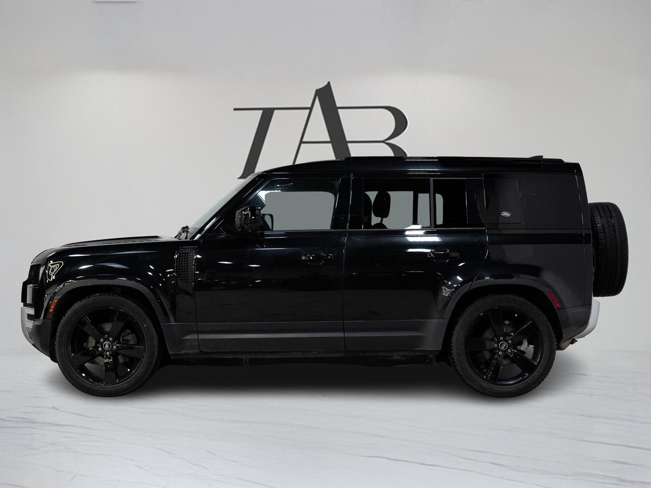 2024 Land Rover Defender S | 110 | P300 | 7 PASS | PANO | MERIDIAN | 22 IN Photo