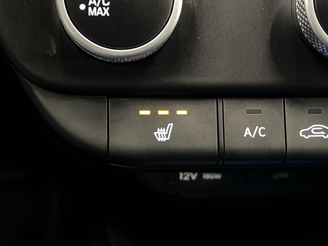 2024 Hyundai Elantra HTD SEATS | CARPLAY | BLIND SPOT | REAR CAM | A/C Photo