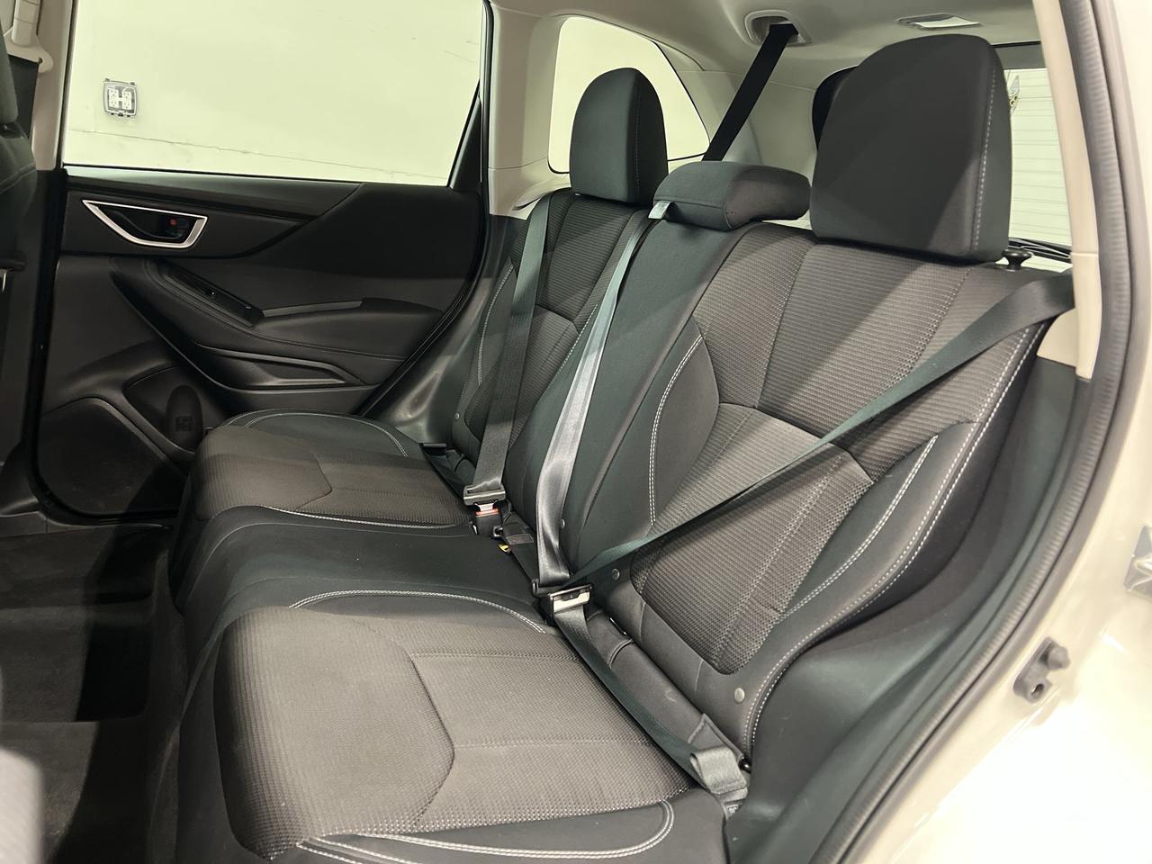 2023 Subaru Forester AWD | HTD SEATS | CARPLAY | REAR CAM | LOW KMS!! Photo