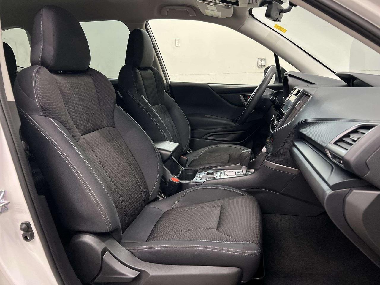 2023 Subaru Forester AWD | HTD SEATS | CARPLAY | REAR CAM | LOW KMS!! Photo