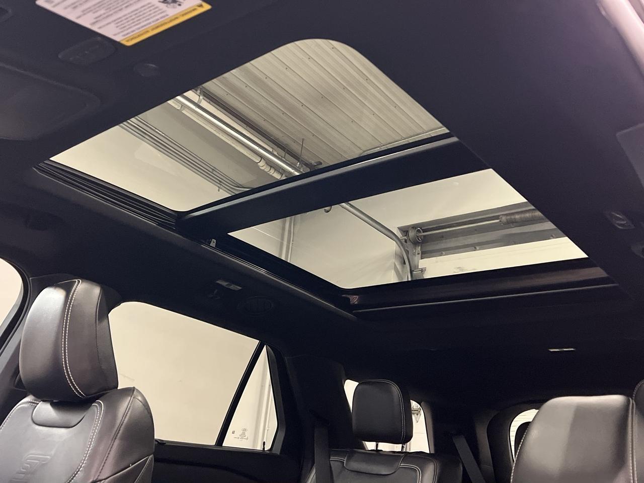 2022 Ford Explorer ST AWD | 6-PASS | HTD LEATHER | 400HP TURBO Photo