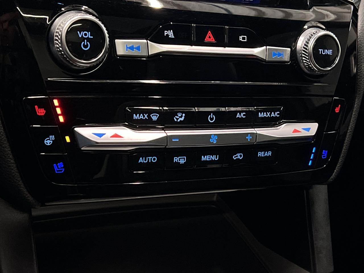 2022 Ford Explorer ST AWD | 6-PASS | HTD LEATHER | 400HP TURBO Photo