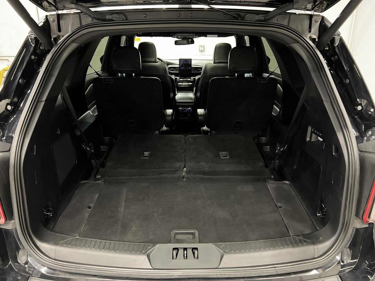 2022 Ford Explorer ST AWD | 6-PASS | HTD LEATHER | 400HP TURBO Photo