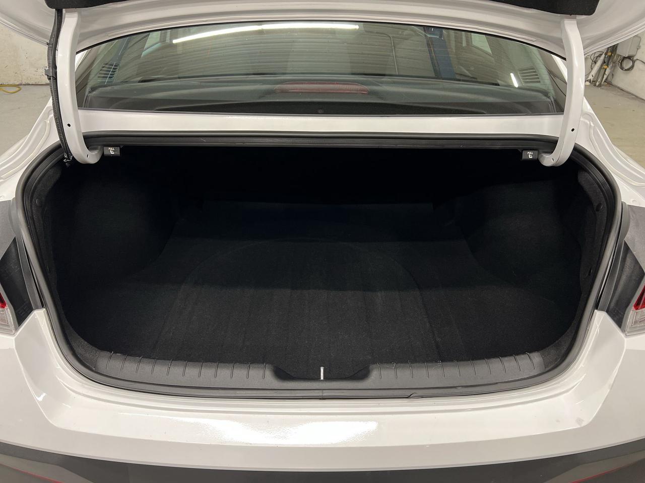 2024 Hyundai Elantra PREFERRED | HTD SEATS | REMOTE START | ALLOYS Photo