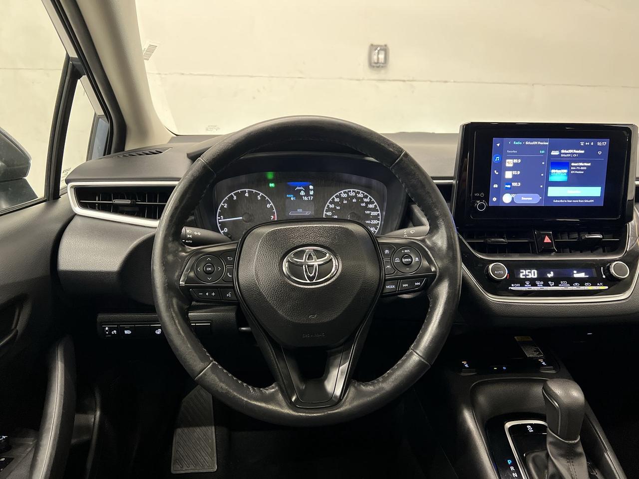 2024 Toyota Corolla LE | SUNROOF | HTD SEATS | CARPLAY | ALLOYS | A/C Photo