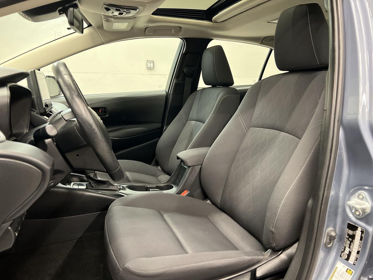 2024 Toyota Corolla LE | SUNROOF | HTD SEATS | CARPLAY | ALLOYS | A/C Photo