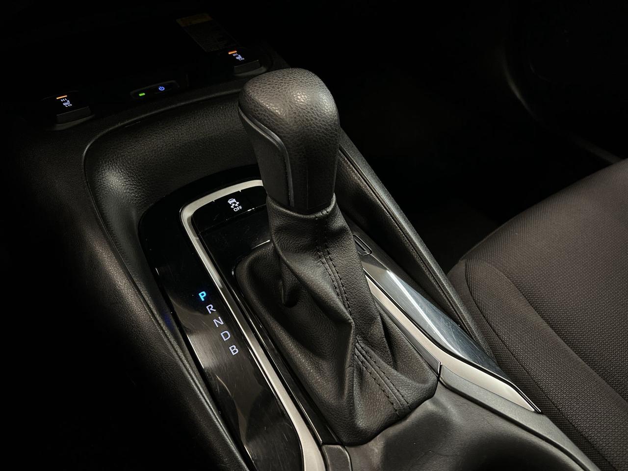 2024 Toyota Corolla LE | SUNROOF | HTD SEATS | CARPLAY | ALLOYS | A/C Photo