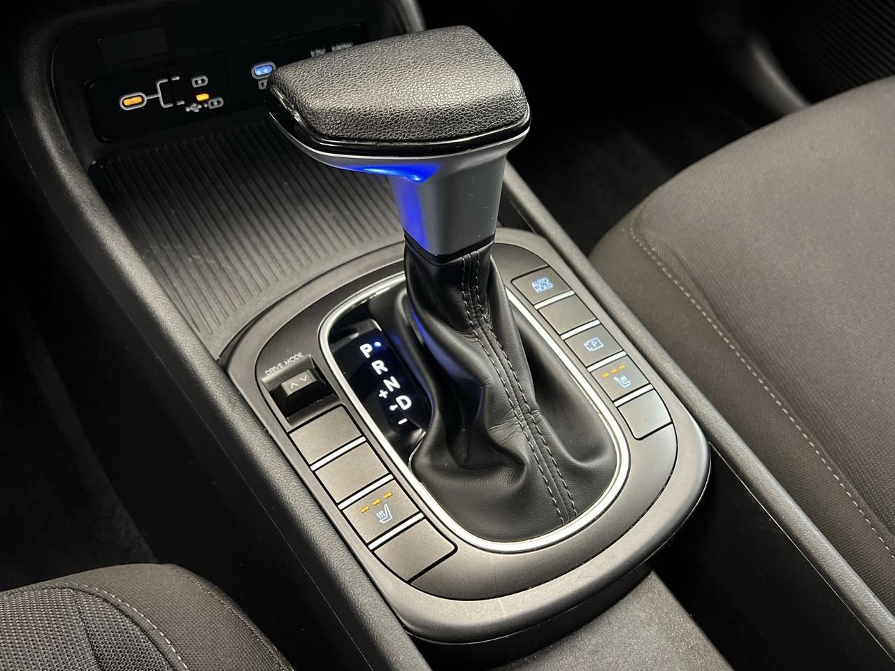2024 Hyundai KONA HTD SEATS | CARPLAY | ALLOYS | BLIND SPOT | A/C Photo