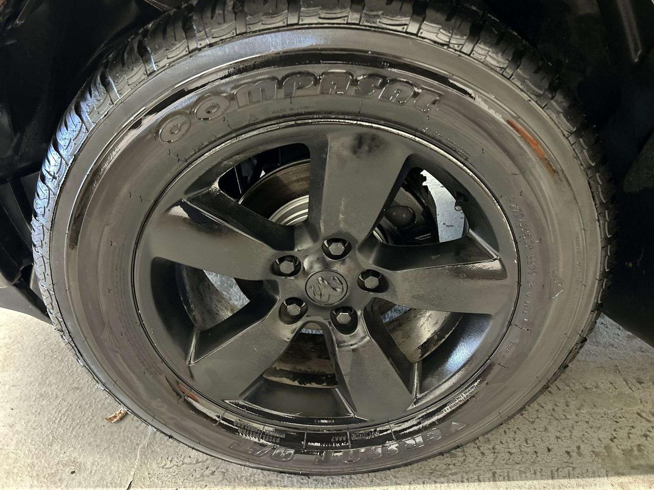 2023 RAM 1500 SLT 4X4 | CREW | 5.7L HEMI | REAR CAM | ALLOYS Photo