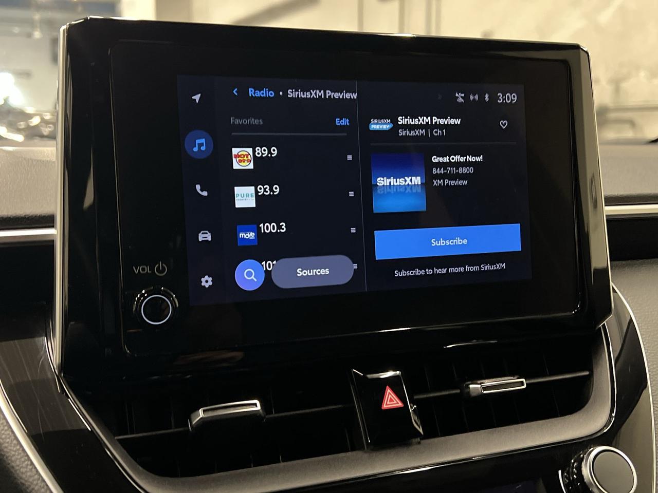 2024 Toyota Corolla HATCH | HTD SEATS | CARPLAY | ALLOYS | BLUETOOTH Photo