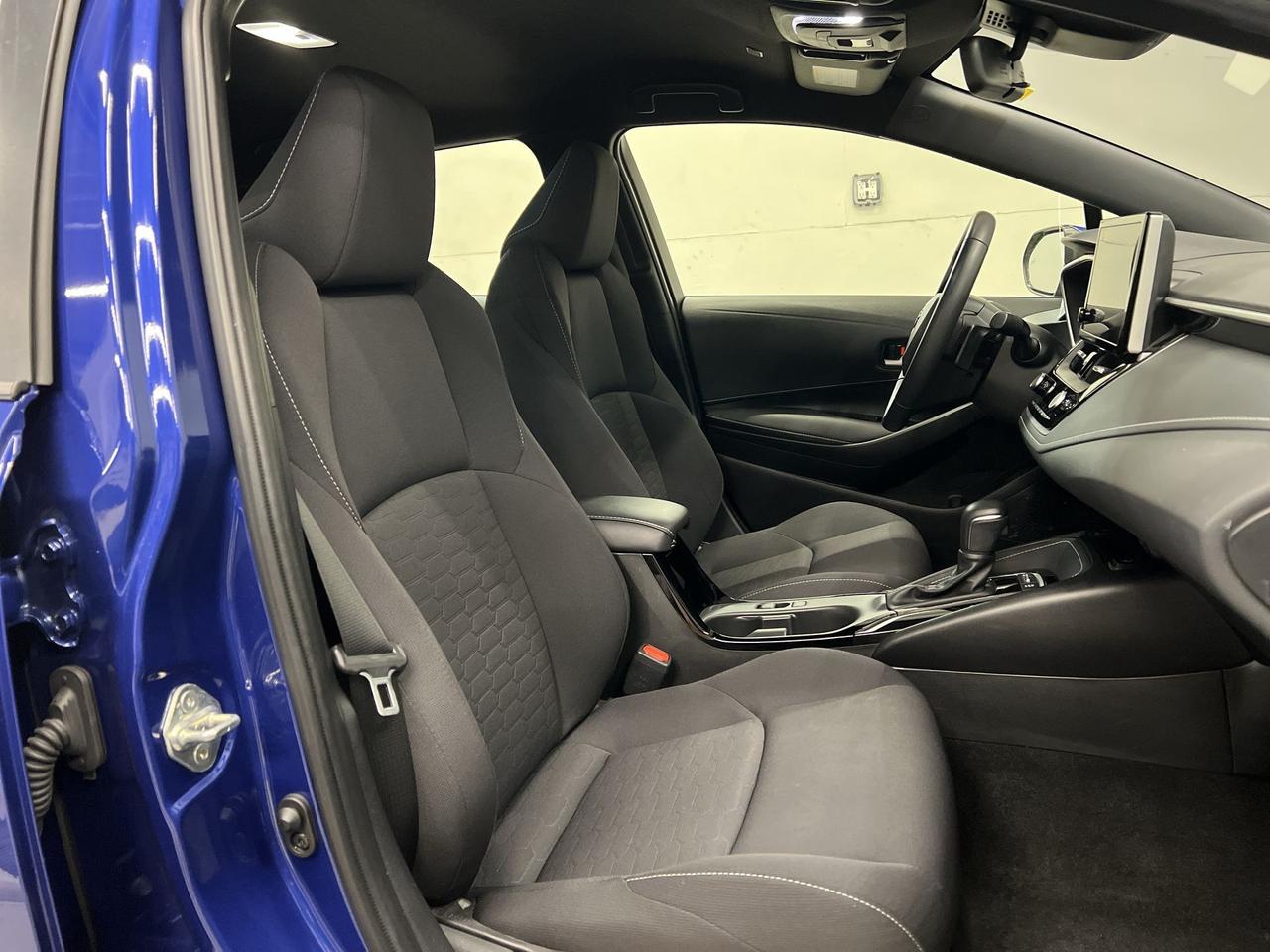 2024 Toyota Corolla HATCH | HTD SEATS | CARPLAY | ALLOYS | BLUETOOTH Photo