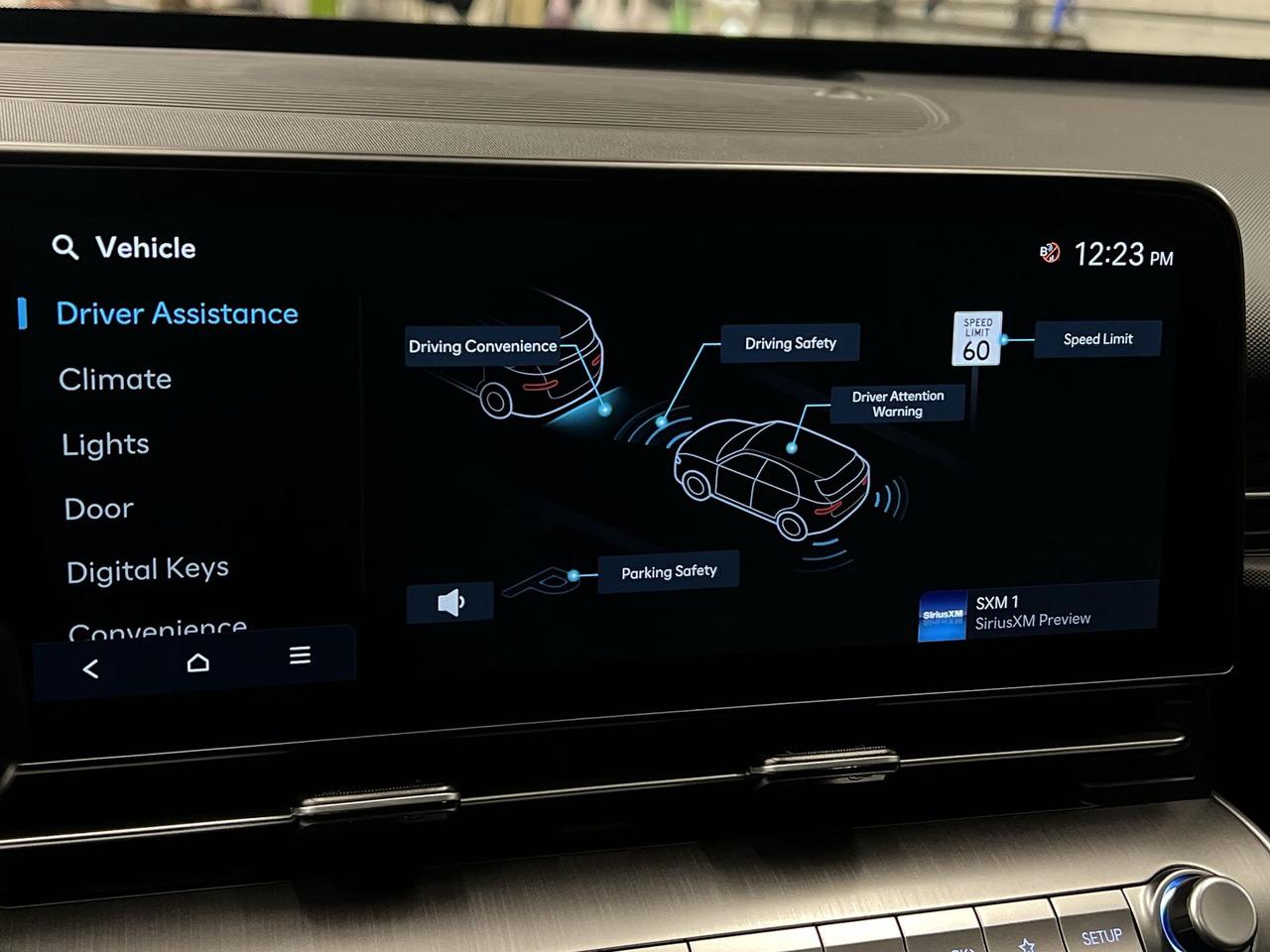 2025 Hyundai KONA TREND AWD |HTD LEATHER | SUNROOF | CARPLAY Photo