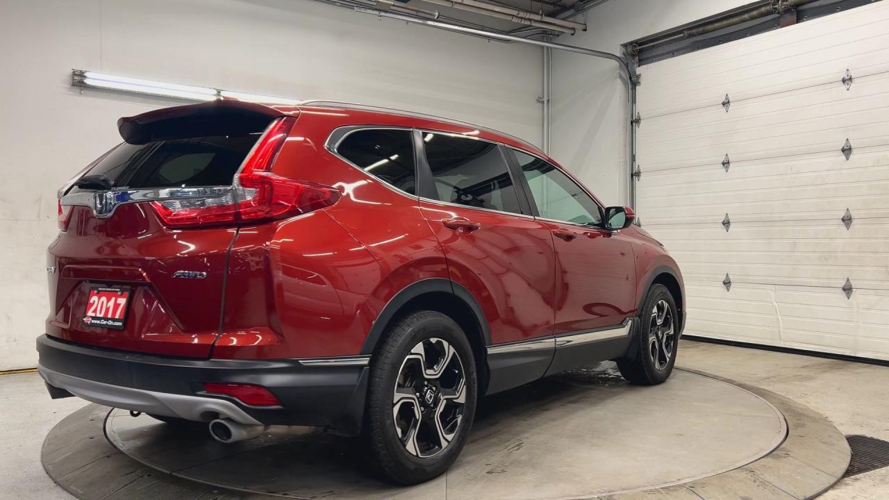 2017 Honda CR-V TOURING AWD | HTD LEATHER | PANO ROOF | CARPLAY Photo