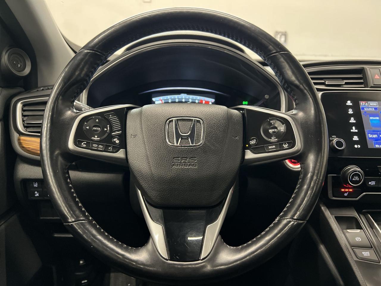 2017 Honda CR-V TOURING AWD | HTD LEATHER | PANO ROOF | CARPLAY Photo