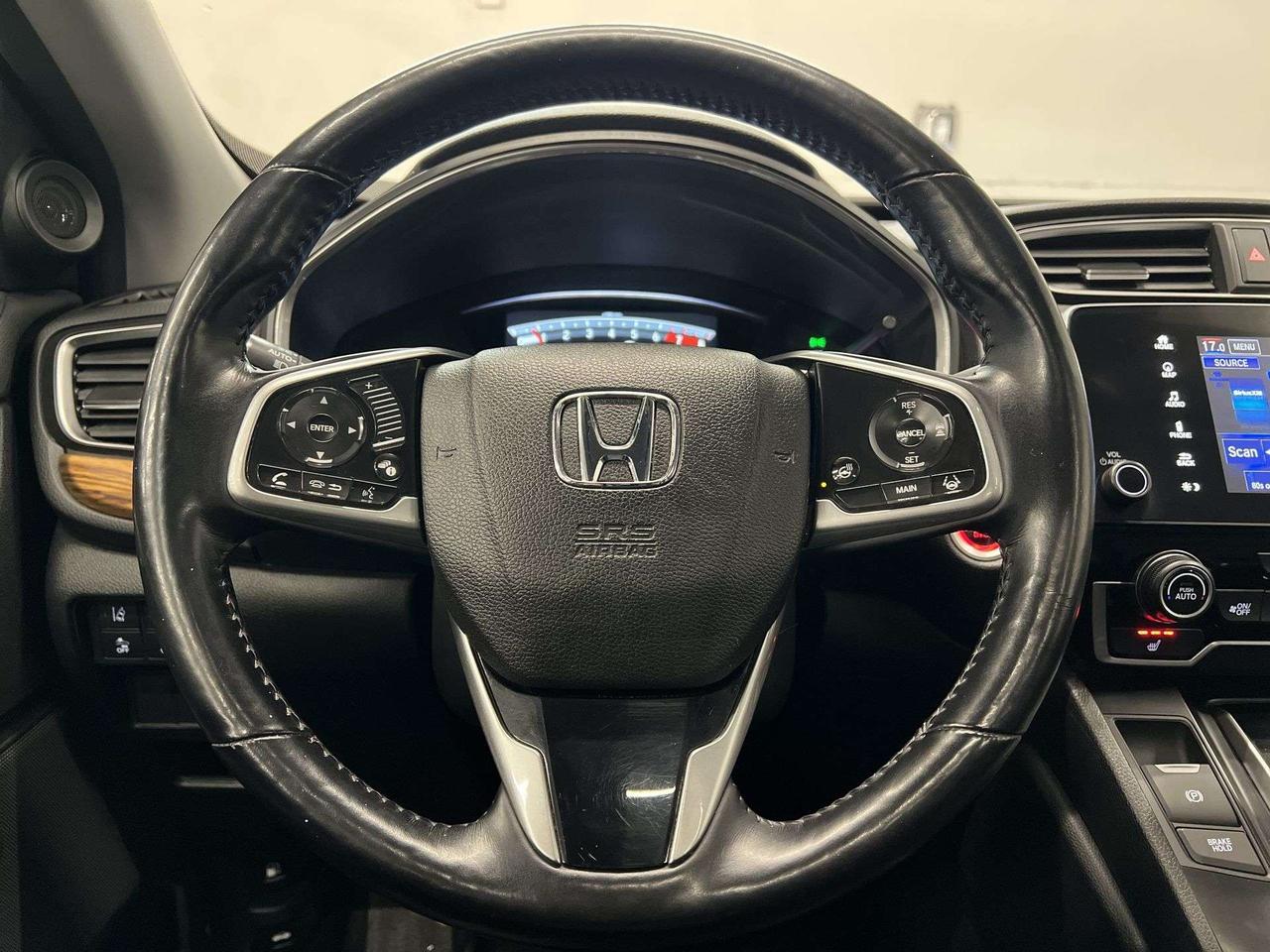 2017 Honda CR-V TOURING AWD | HTD LEATHER | PANO ROOF | CARPLAY Photo