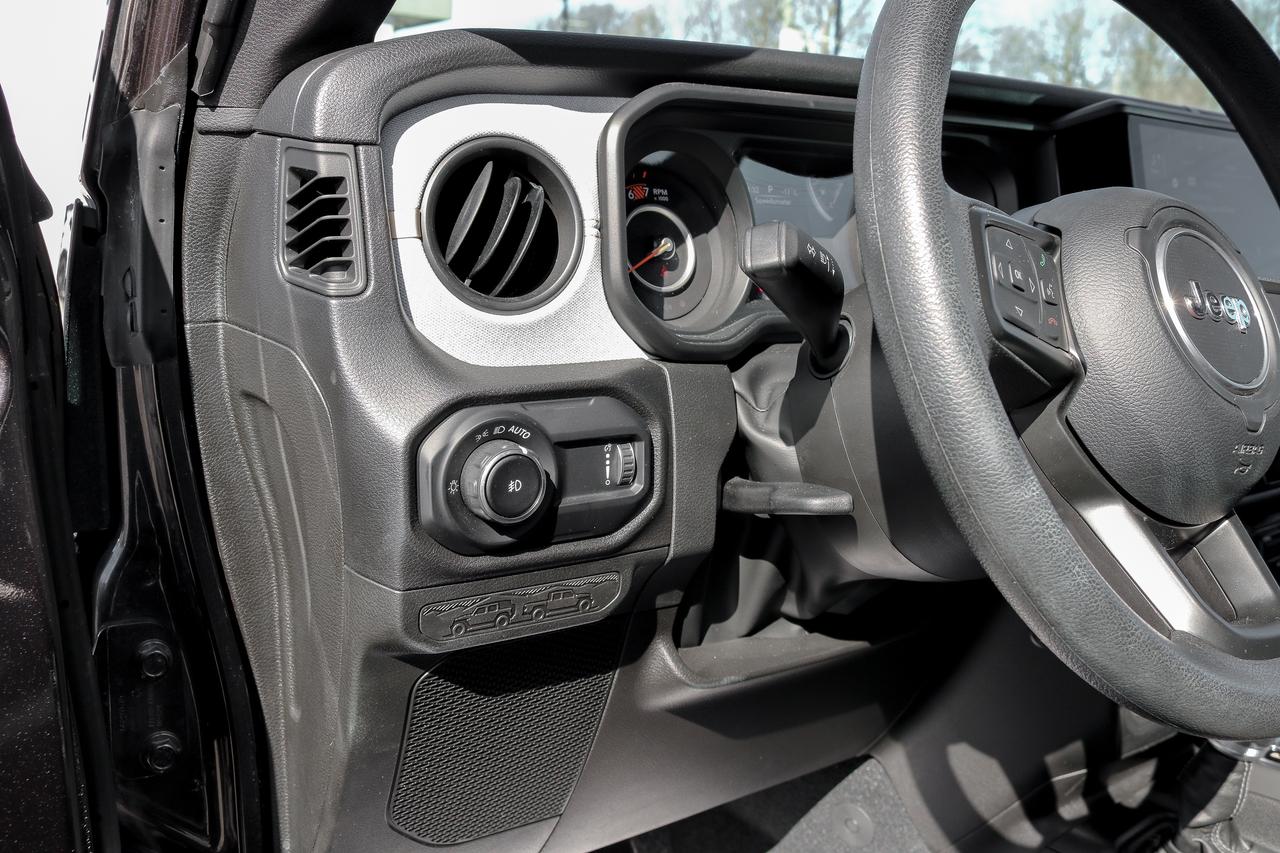 2025 Jeep Wrangler Sport 4 Door 4x4 | BACKUP CAMERA | BLUETOOTH | Photo