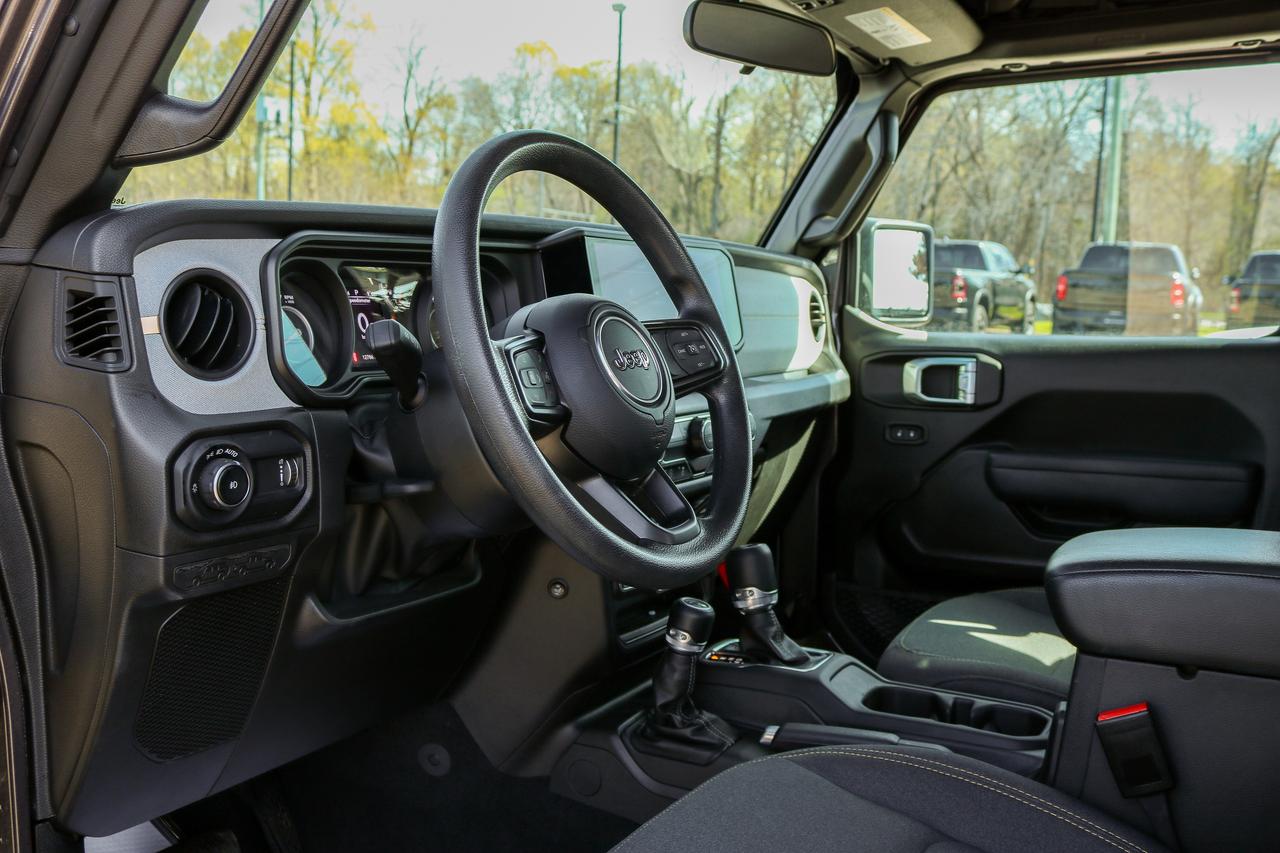 2025 Jeep Wrangler Sport 4 Door 4x4 | BACKUP CAMERA | BLUETOOTH | Photo