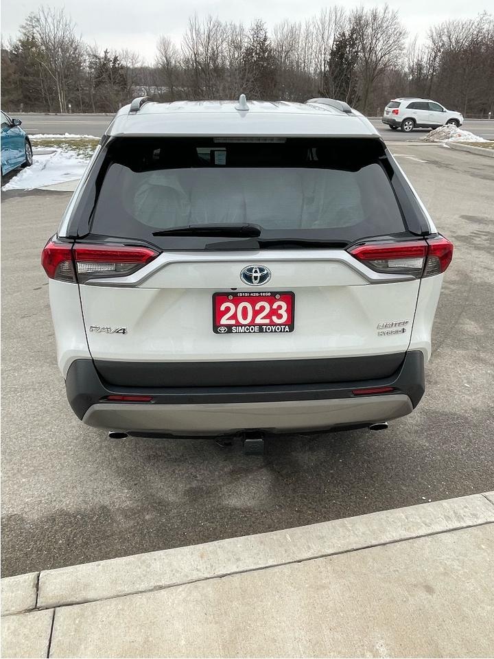 2023 Toyota RAV4 Hybrid Limited Photo4