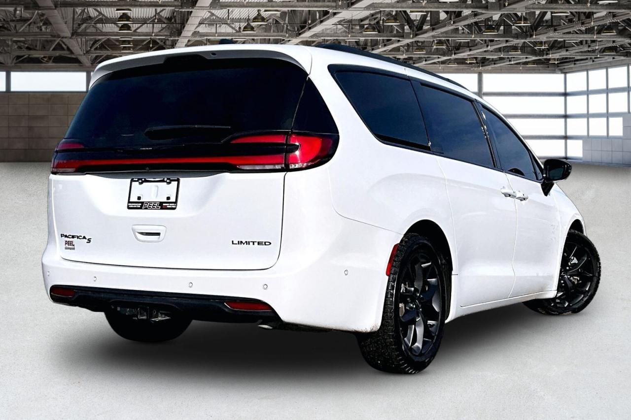 2023 Chrysler Pacifica Limited S App | TheatreGroup | SafetySphere | FWD Photo1