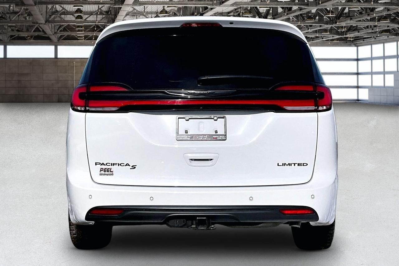 2023 Chrysler Pacifica Limited S App | TheatreGroup | SafetySphere | FWD Photo