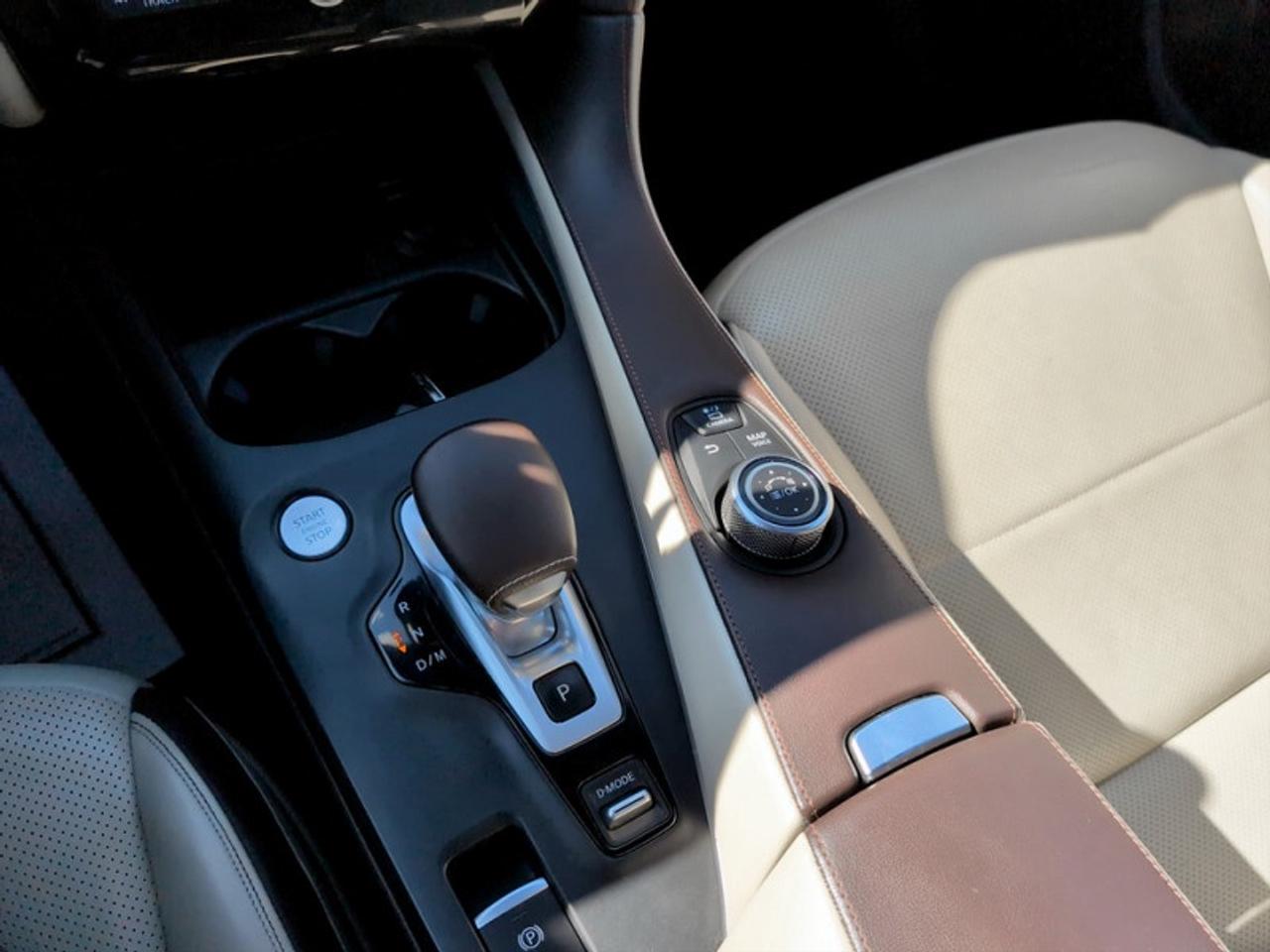 2019 Infiniti QX50 ESSENTIAL w/PROACTIVE + SENSORY  *CLEAN CF* Photo