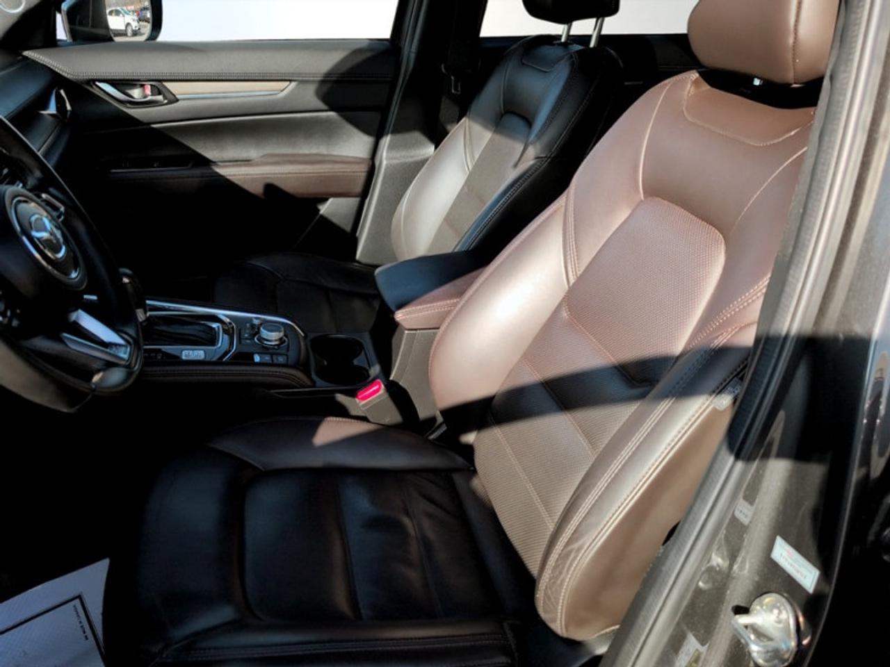 2019 Mazda CX-5 Signature  **22 SERVICE RECORDS** Photo