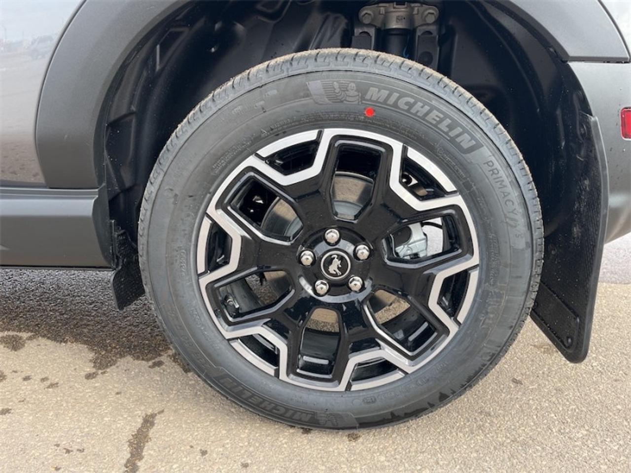 2026 Ford Bronco Sport Outer Banks  -  Remote Start Photo5