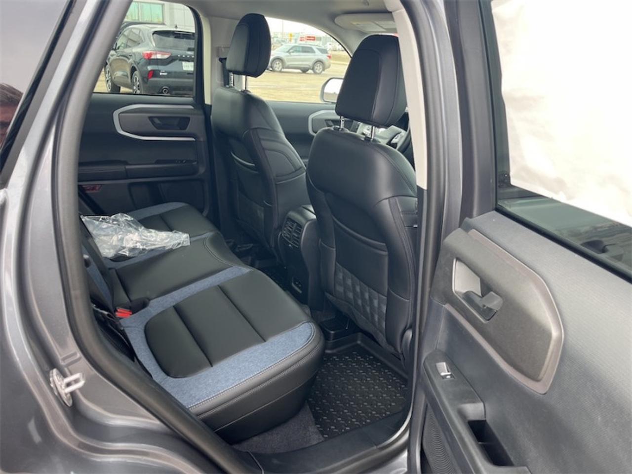 2026 Ford Bronco Sport Outer Banks  -  Remote Start Photo5