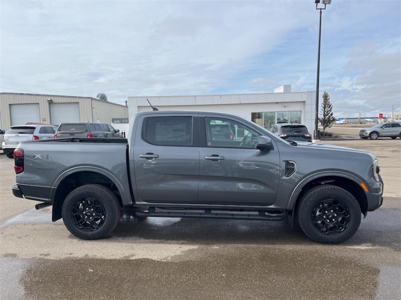 2026 Ford Ranger LARIAT  - Aluminum Wheels - Running Boards Photo1