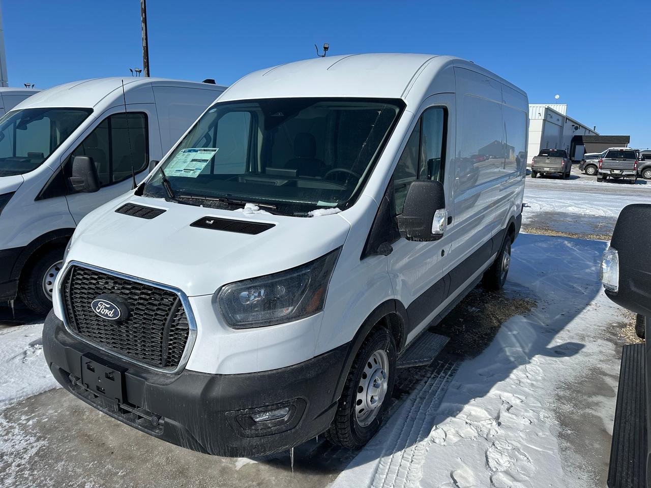 2026 Ford Transit Cargo Van BASE T-250 148 Med Rf 9070 GVWR AWD 101A Photo0