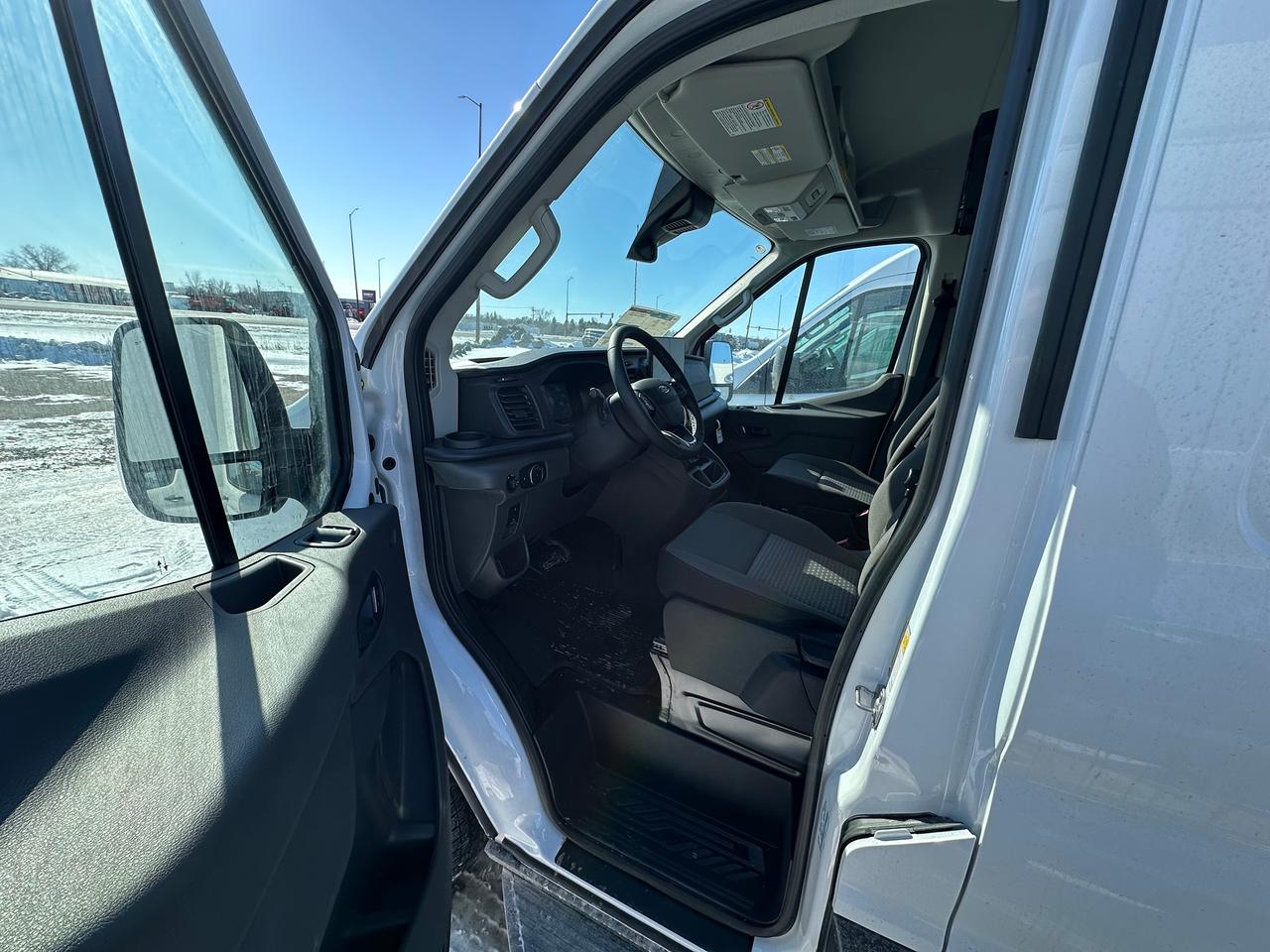 2026 Ford Transit Cargo Van BASE T-250 148 Med Rf 9070 GVWR AWD 101A Photo5