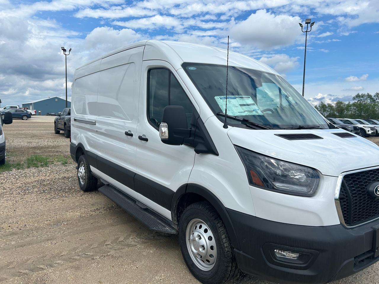 2026 Ford Transit Cargo Van BASE T-250 148 Med Rf 9070 GVWR AWD 101A Photo1