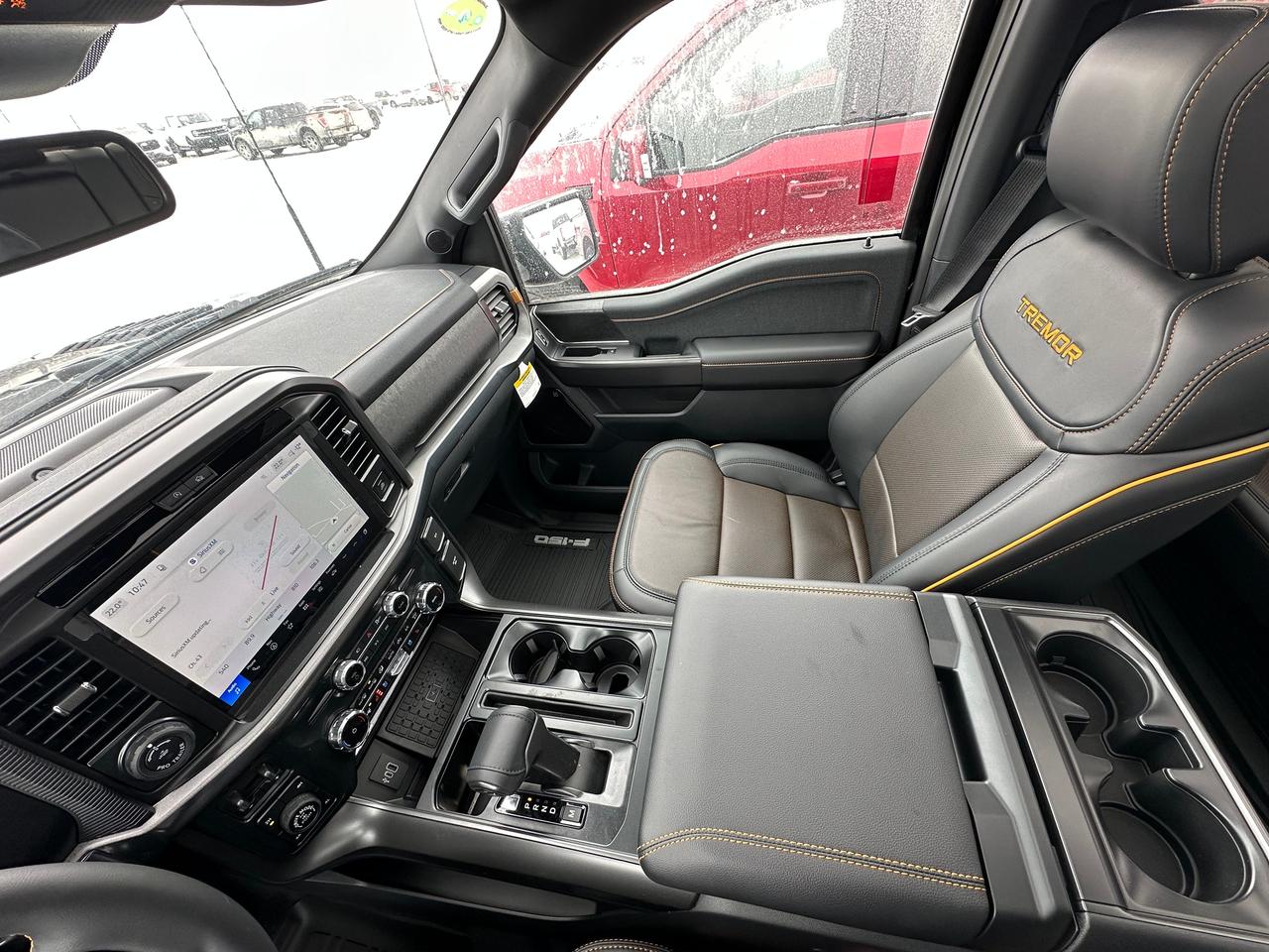 2026 Ford F-150 TREMOR 4WD SuperCrew 5.5' Box 402A Photo5