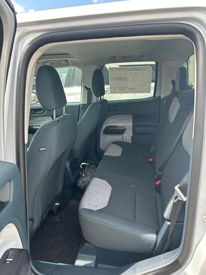 2026 Ford Maverick XLT AWD SuperCrew 302A Photo5