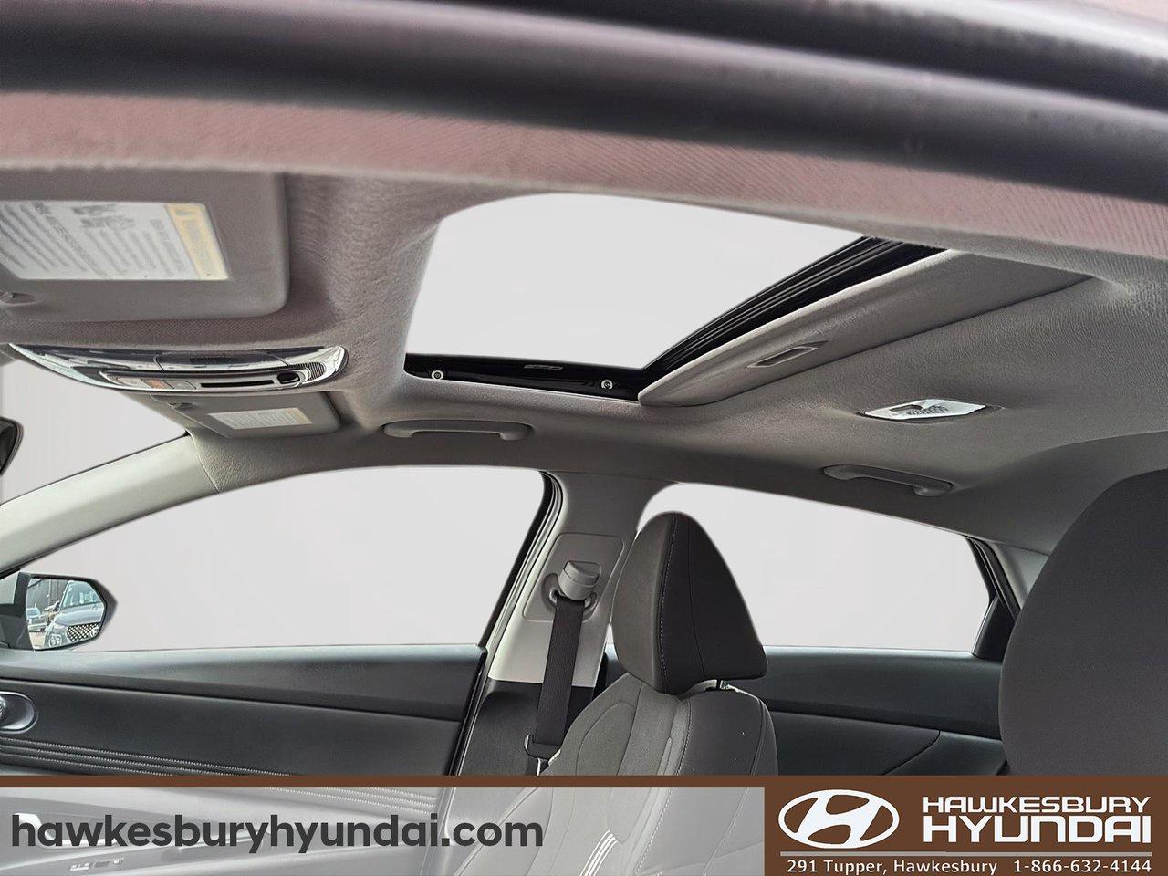 2025 Hyundai Elantra Preferred Photo