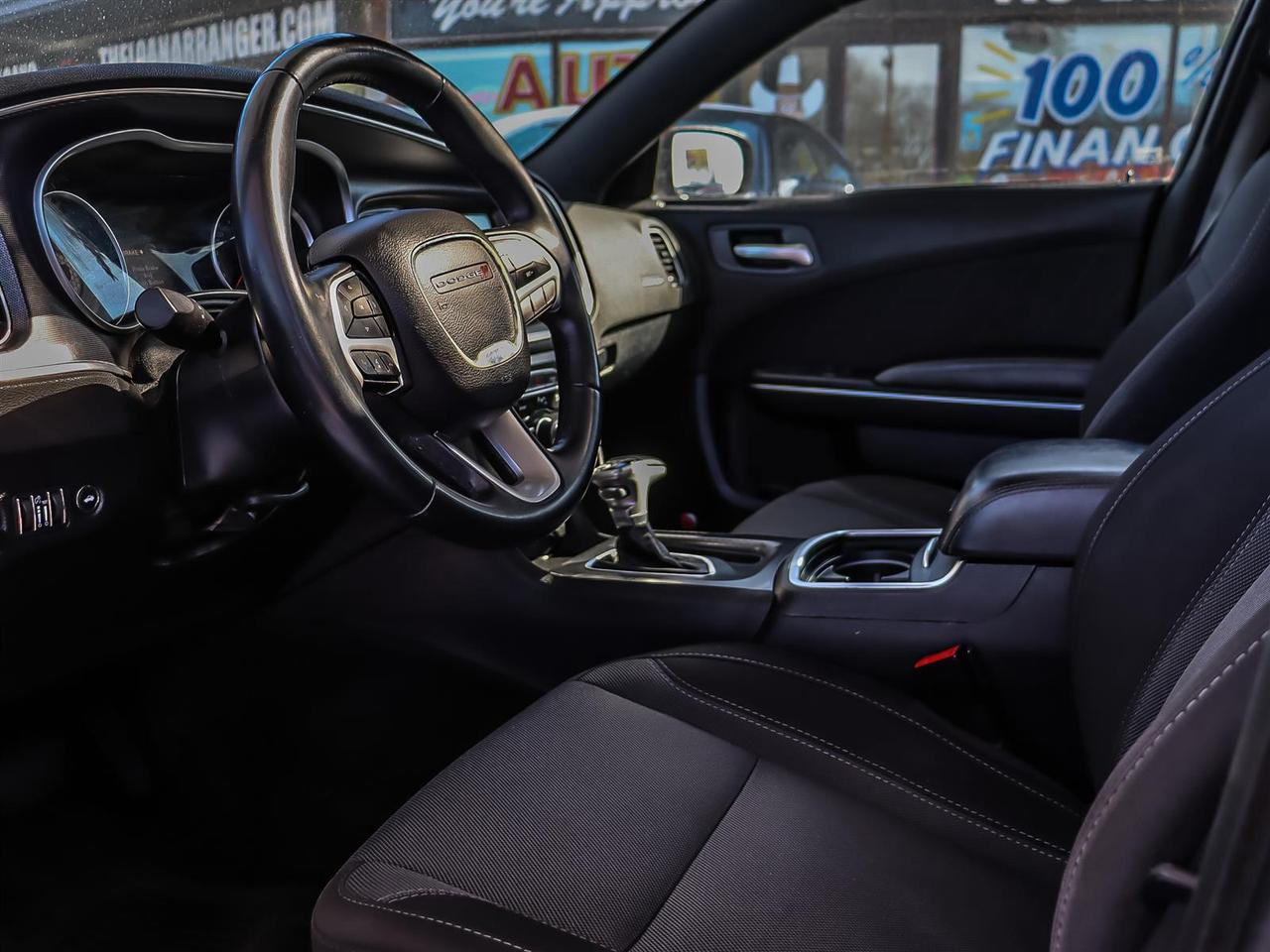 2017 Dodge Charger  Photo5