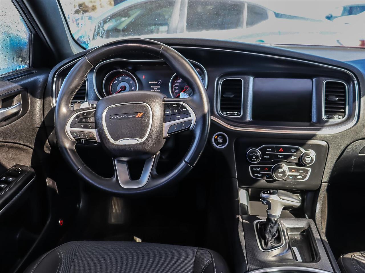 2017 Dodge Charger  Photo2